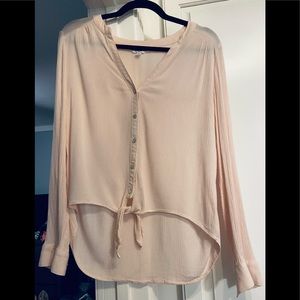 Candie’s Light pink long sleeve button down blouse medium